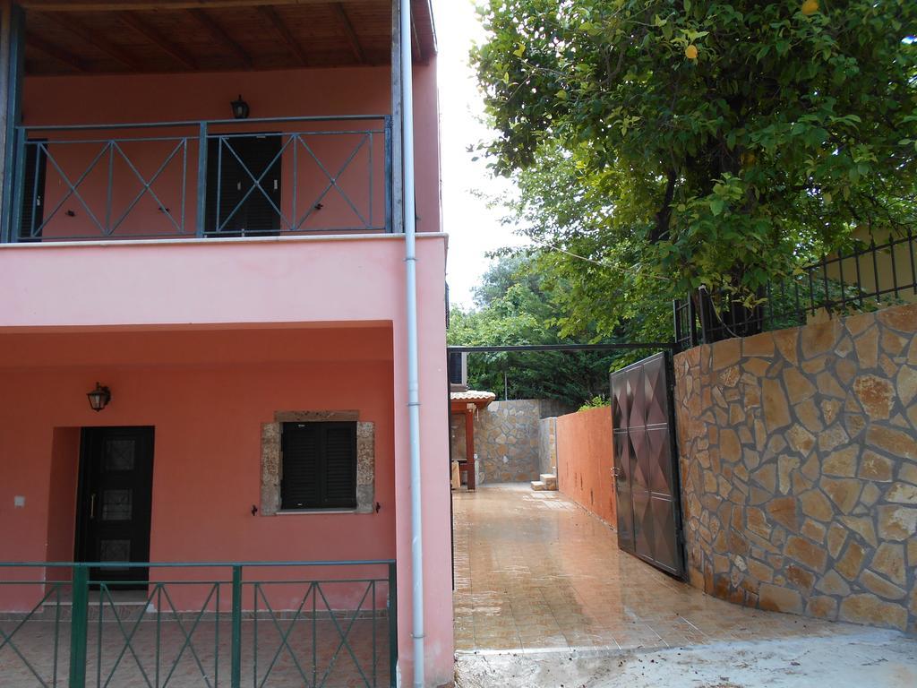 בוקארי Chris And Nick Corfu Villa חדר תמונה